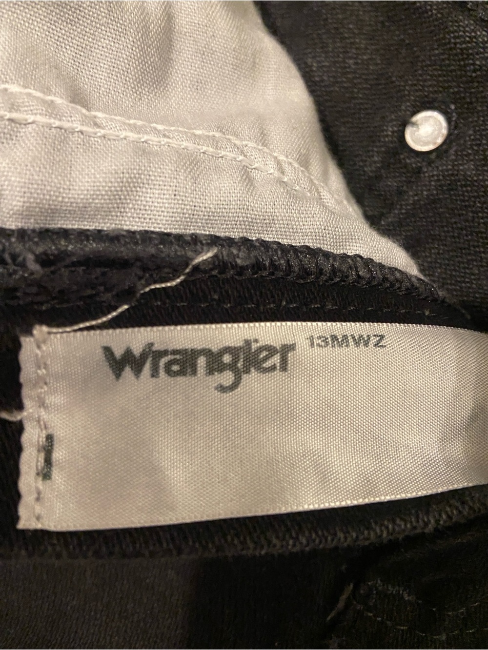 Wrangler Black Frayed Hem Denim Cutoff Shorts sz 27/4 Western, Festival, - Picture 4 of 5